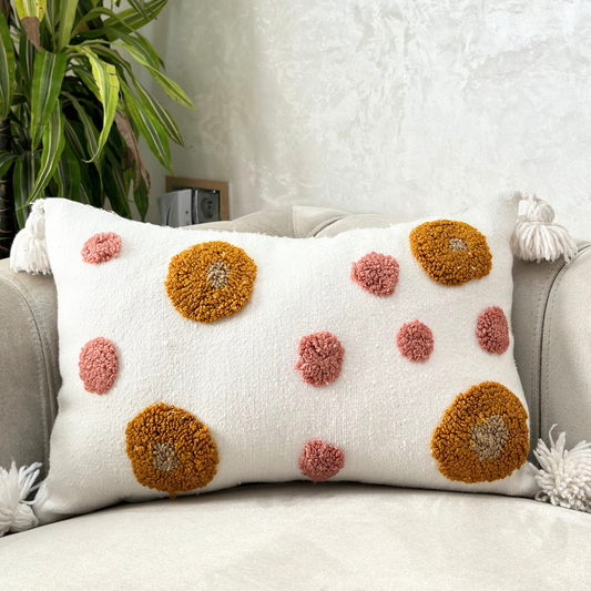 Dots Pom Pom cushion cover