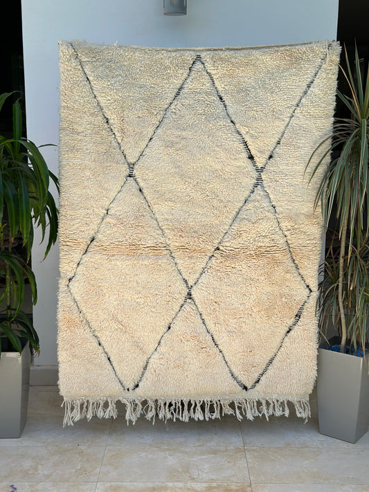 Mrirt cream diamond carpet - 150cm / 110cm